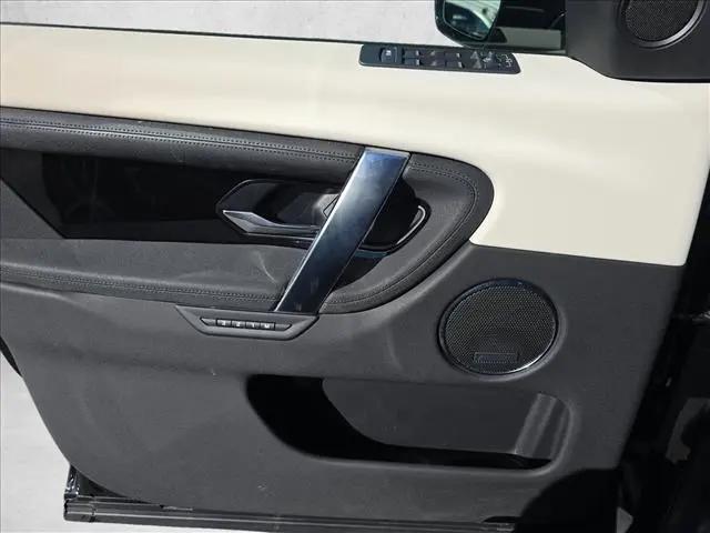 2025 Land Rover Discovery Sport S