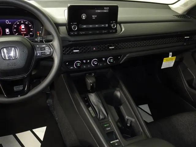 2025 Honda Accord Sedan SE