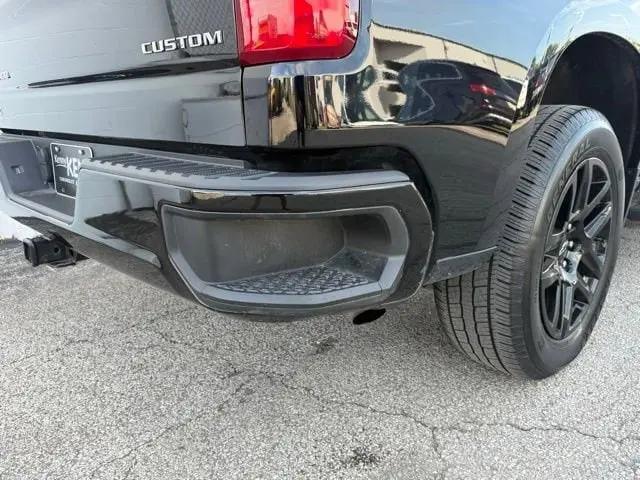 2024 Chevrolet Silverado 1500 4WD Crew Cab Short Bed Custom