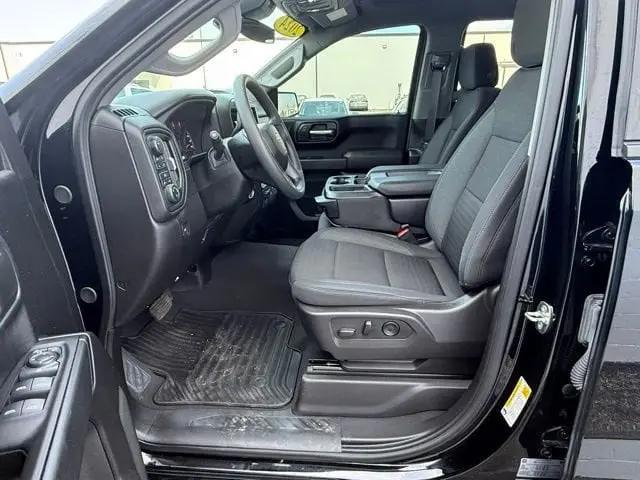 2024 Chevrolet Silverado 1500 4WD Crew Cab Short Bed Custom
