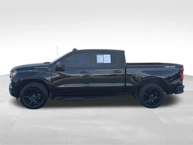 2024 Chevrolet Silverado 1500 4WD Crew Cab Short Bed Custom