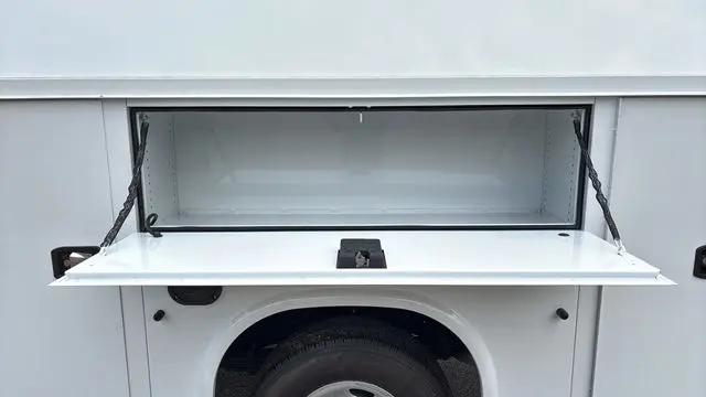 2025 Chevrolet Express Cutaway Work Van
