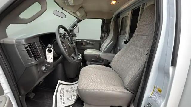 2025 Chevrolet Express Cutaway Work Van