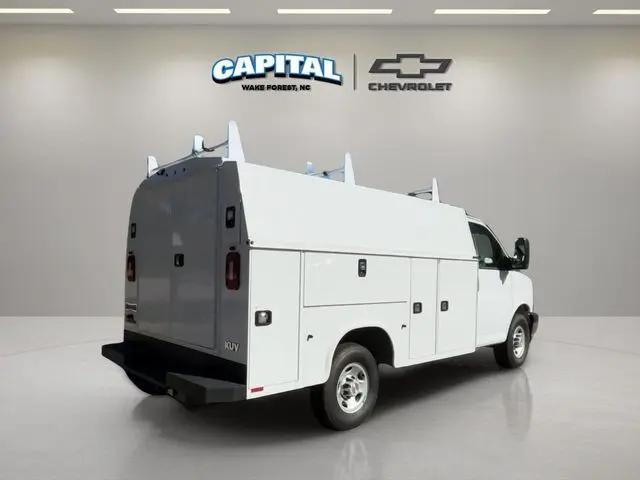 2025 Chevrolet Express Cutaway Work Van