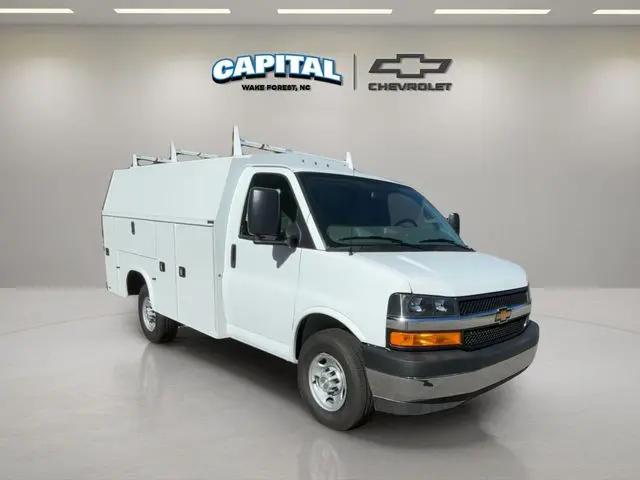 2025 Chevrolet Express Cutaway Work Van