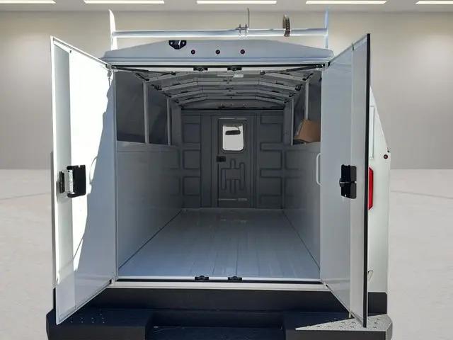 2025 Chevrolet Express Cutaway Work Van