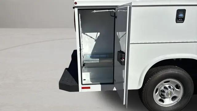 2025 Chevrolet Express Cutaway Work Van
