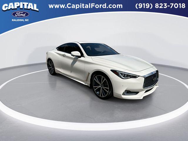 2022 INFINITI Q60 LUXE