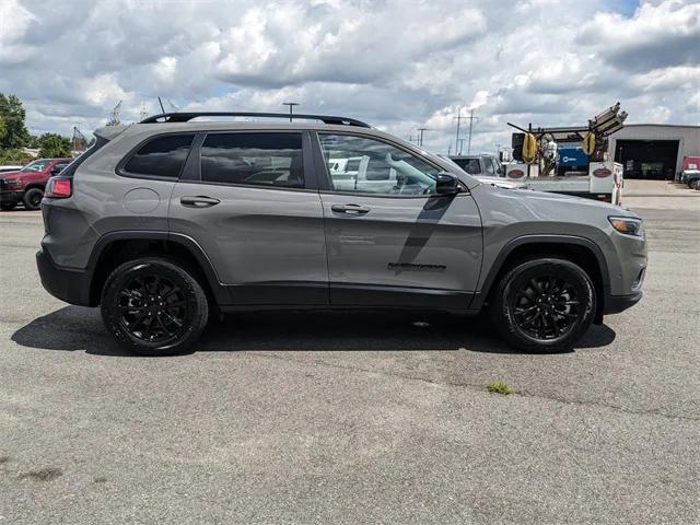 2023 Jeep Cherokee Altitude Lux 4x4