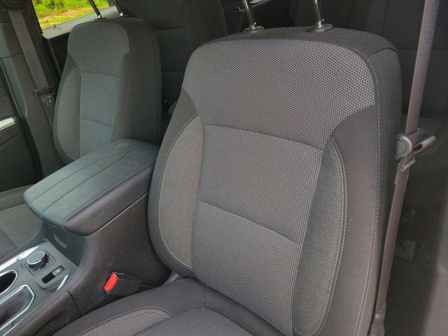 2022 Chevrolet Traverse FWD LT Cloth