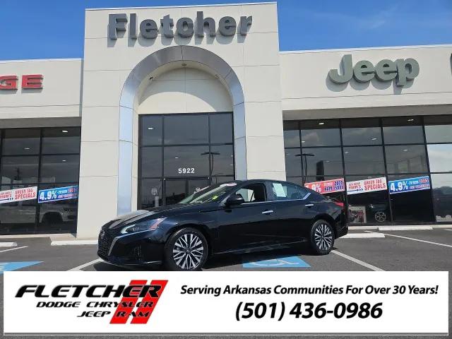 2025 Nissan Altima SV FWD