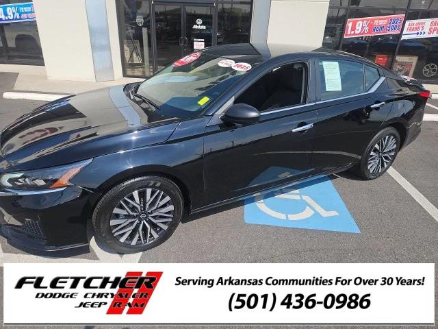 2025 Nissan Altima SV FWD