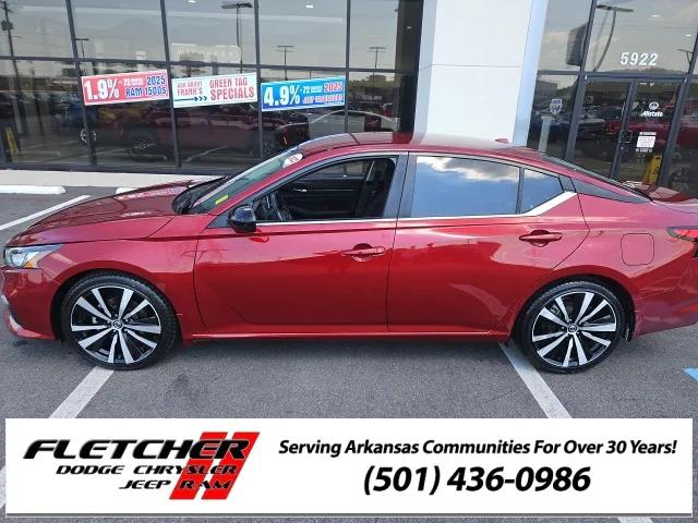 2022 Nissan Altima SR FWD