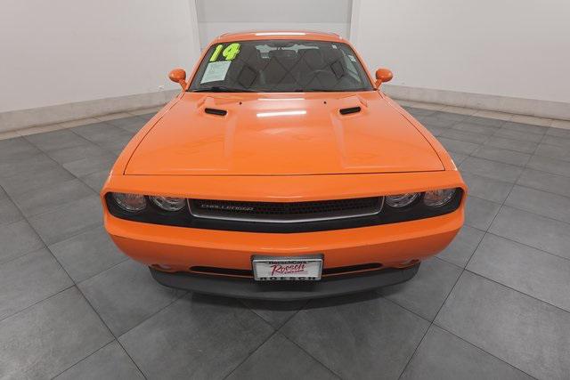 2014 Dodge Challenger SXT Plus