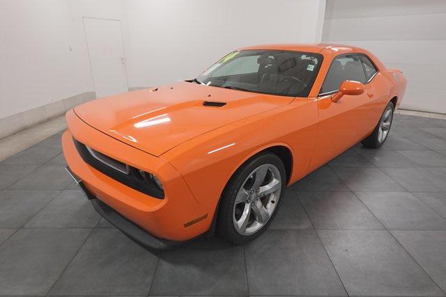 2014 Dodge Challenger SXT Plus