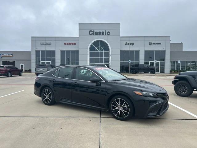 2023 Toyota Camry SE
