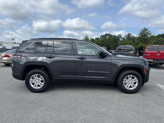 2025 Jeep Grand Cherokee GRAND CHEROKEE LAREDO 4X2