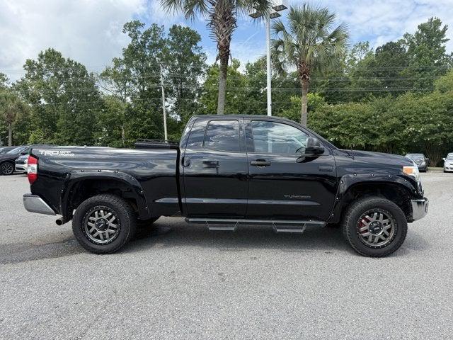 2017 Toyota Tundra SR5 5.7L V8