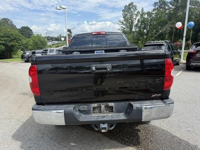 2017 Toyota Tundra SR5 5.7L V8