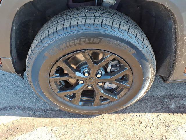 2025 Jeep Grand Cherokee L Altitude X 4x4