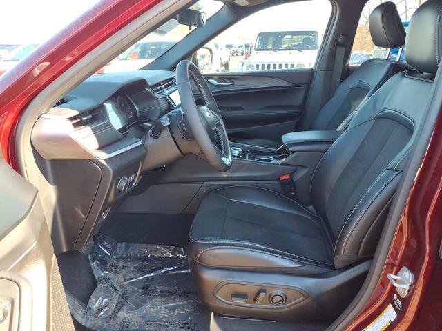 2025 Jeep Grand Cherokee L Altitude X 4x4