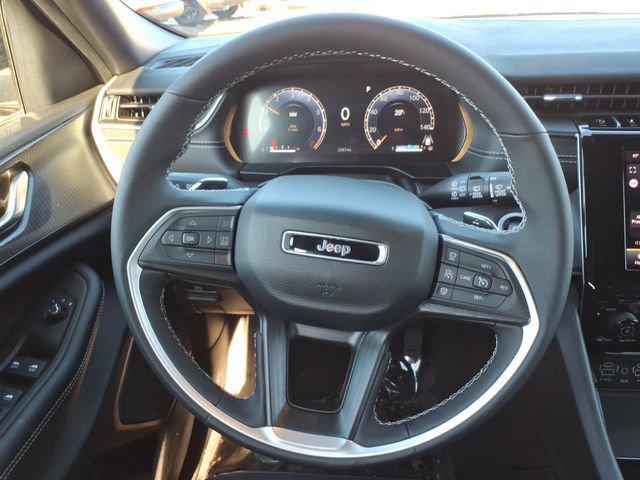 2025 Jeep Grand Cherokee L Altitude X 4x4