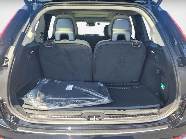 2025 Volvo XC90 B6 Plus 7-Seater