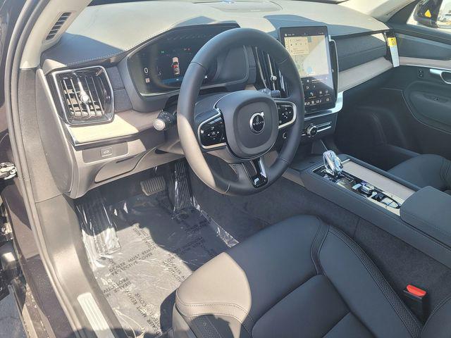 2025 Volvo XC90 B6 Plus 7-Seater