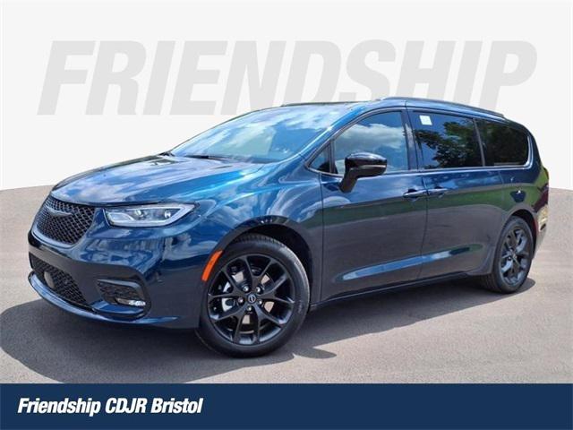 2025 Chrysler Pacifica PACIFICA LIMITED