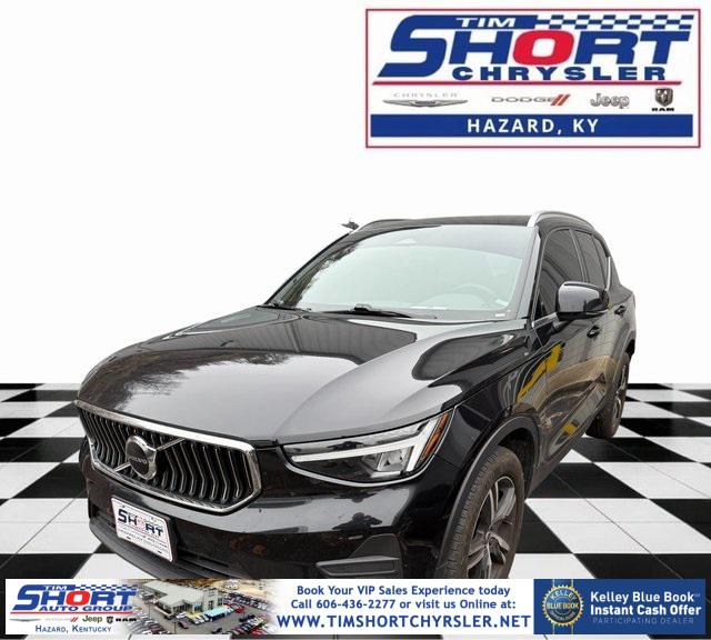 2024 Volvo XC40 B5 Core Bright Theme