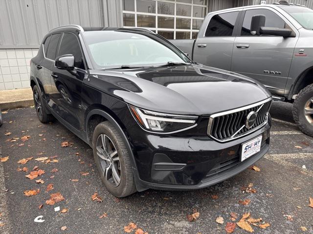 2024 Volvo XC40 B5 Core Bright Theme