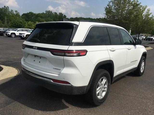 2025 Jeep Grand Cherokee GRAND CHEROKEE LAREDO 4X4