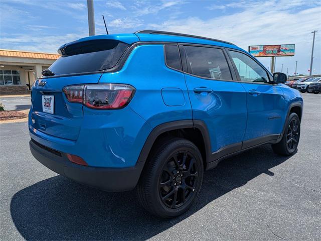 2025 Jeep Compass COMPASS LATITUDE 4X4