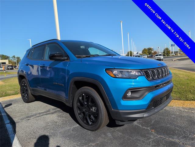 2025 Jeep Compass COMPASS LATITUDE 4X4