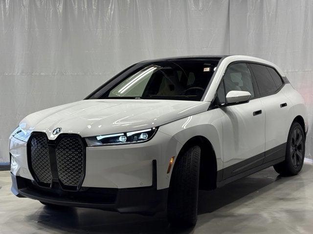 2025 BMW iX xDrive50