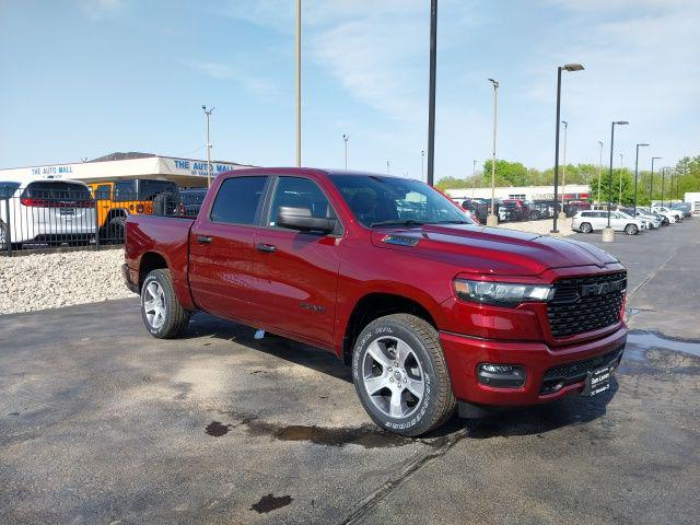 2025 RAM Ram 1500 RAM 1500 TRADESMAN CREW CAB 4X4 57 BOX