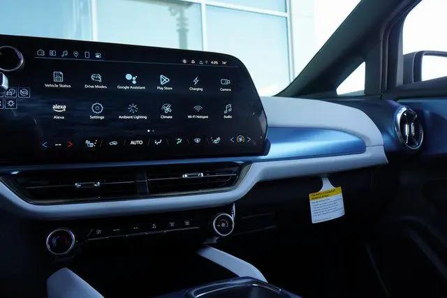 2025 Chevrolet Equinox LT2 w/PDE