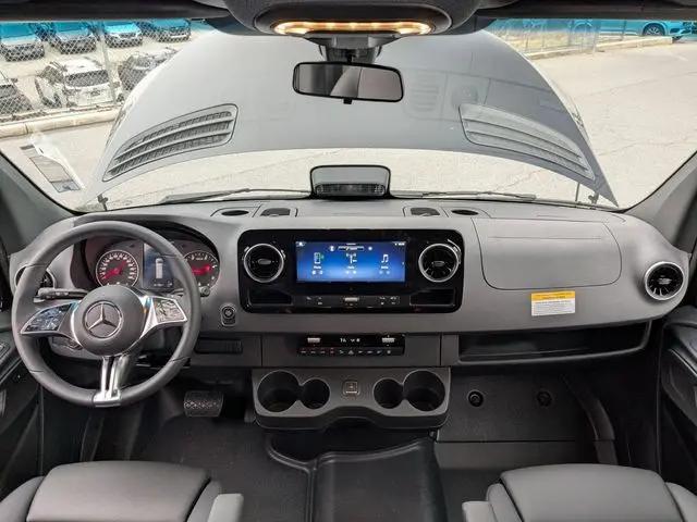 2025 Mercedes-Benz Sprinter 2500 High Roof 4-Cyl Diesel HO Select