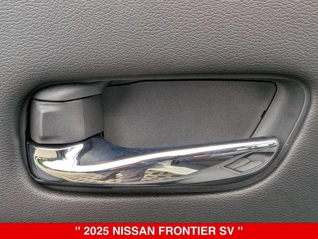 2025 Nissan Frontier Crew Cab SV 4x4