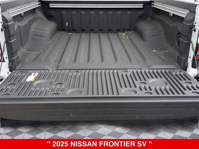 2025 Nissan Frontier Crew Cab SV 4x4
