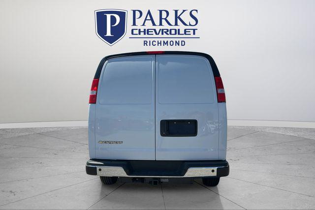 2025 Chevrolet Express Cargo Van RWD 2500 Regular Wheelbase WT