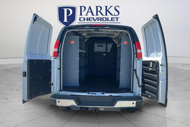 2025 Chevrolet Express Cargo Van RWD 2500 Regular Wheelbase WT