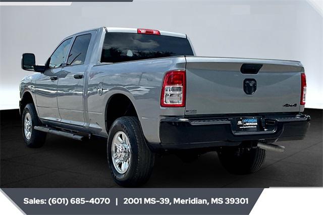 2024 RAM 2500 Tradesman Crew Cab 4x4 64 Box