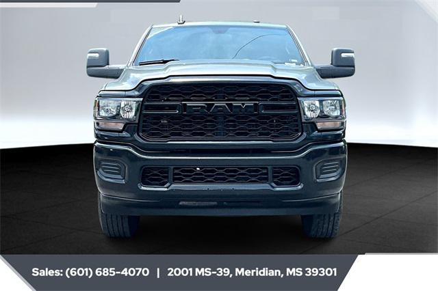 2024 RAM 2500 Tradesman Crew Cab 4x4 64 Box