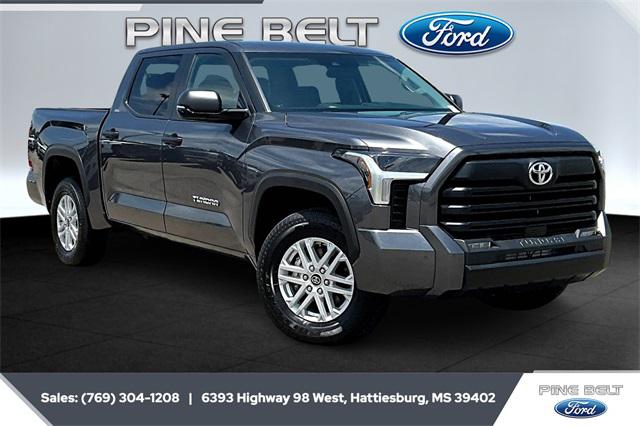 2024 Toyota Tundra SR5 4WD