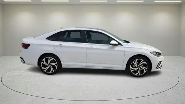 2025 Volkswagen Jetta 1.5T SEL