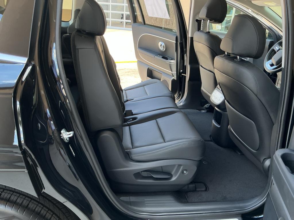 2026 Hyundai IONIQ 9 SEL - Photo 16