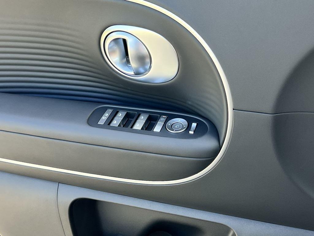 2026 Hyundai IONIQ 9 SEL - Photo 16