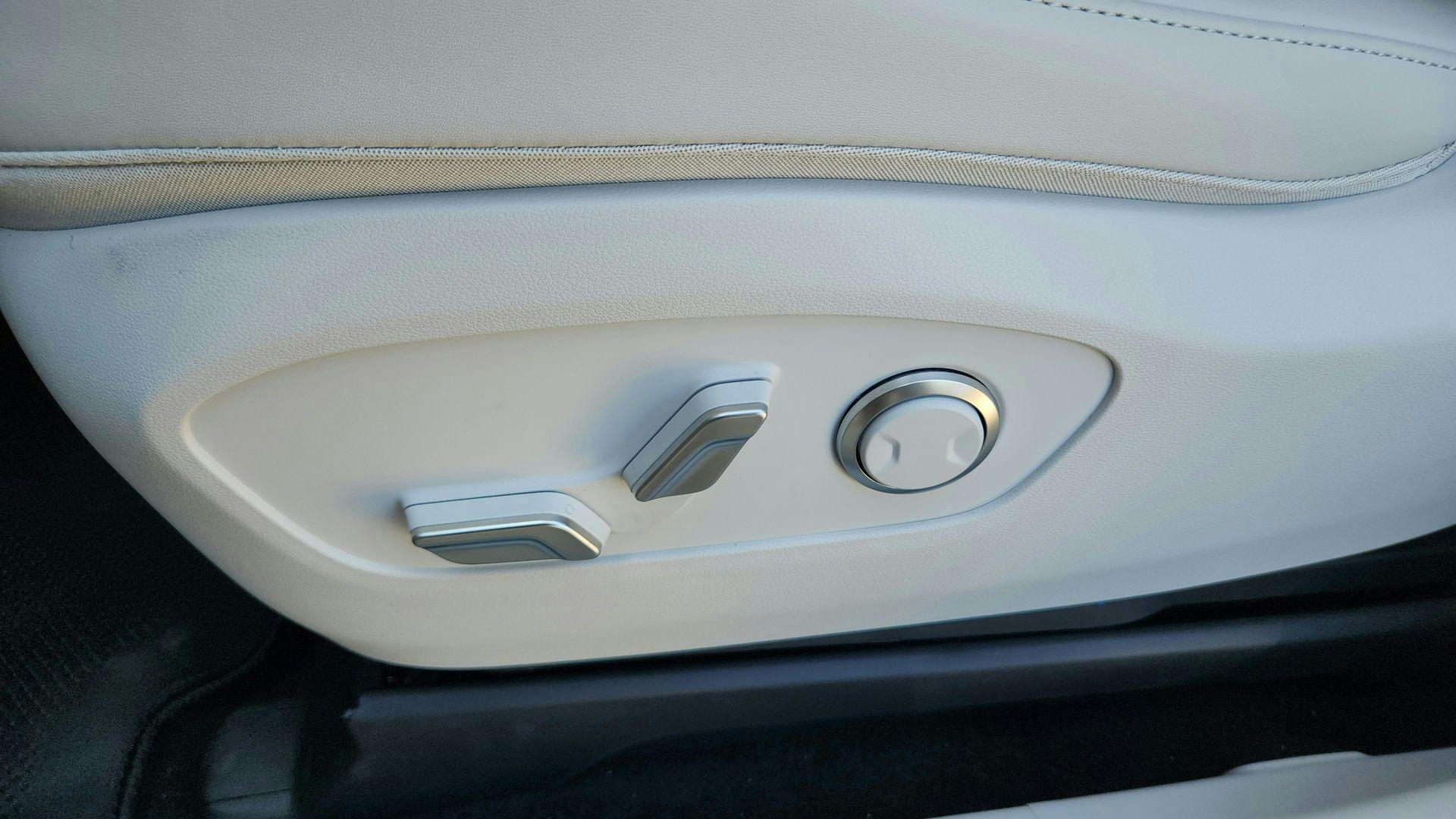 2026 Hyundai IONIQ 9 SEL - Photo 12
