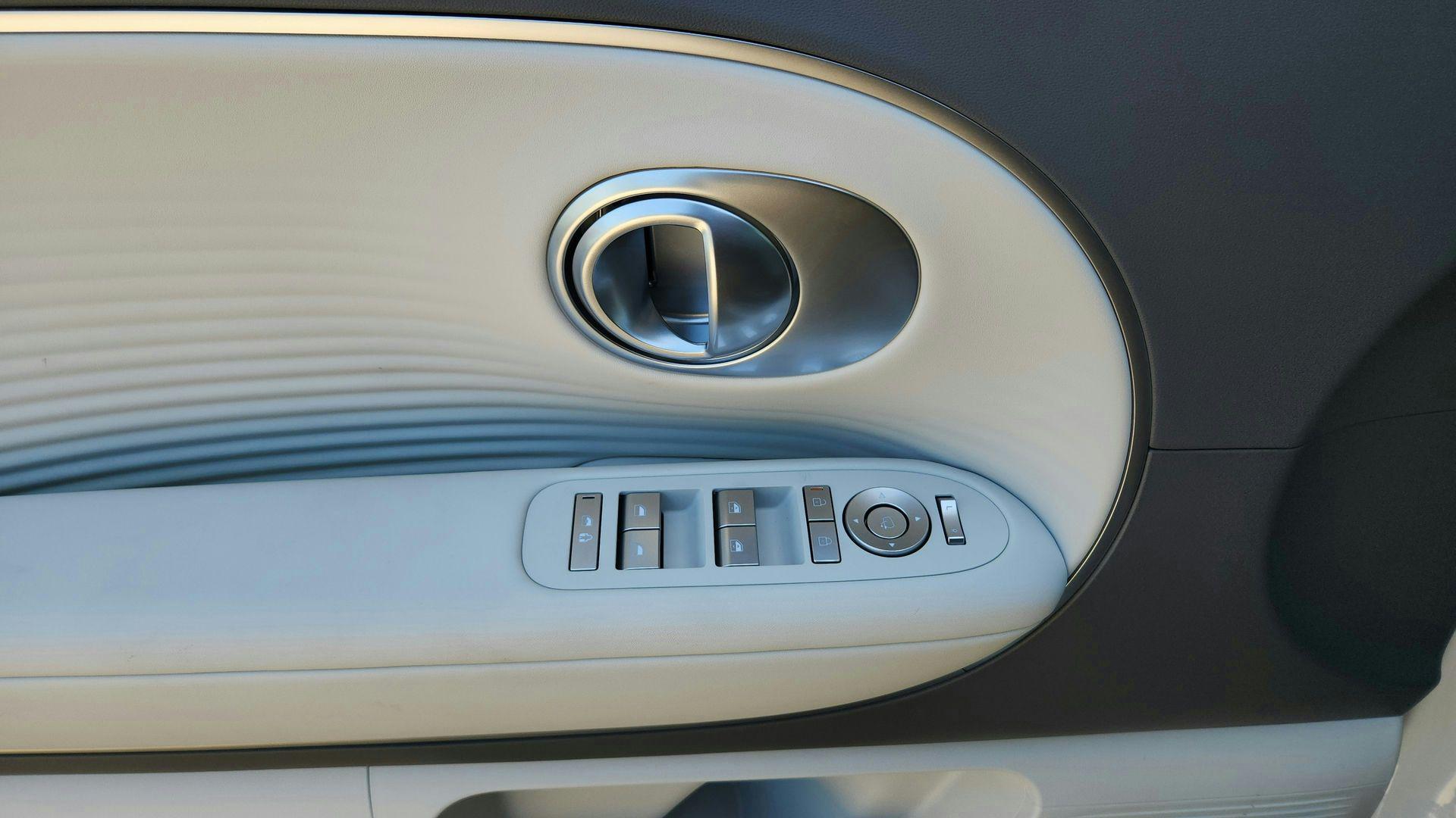 2026 Hyundai IONIQ 9 SEL - Photo 23